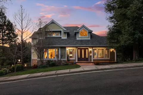 Exterior - 310 Overhill Dr, Redding, CA 96001 photo 2 of 7