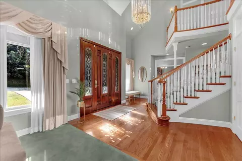 Entry Way - 310 Overhill Dr, Redding, CA 96001 photo 1 of 2