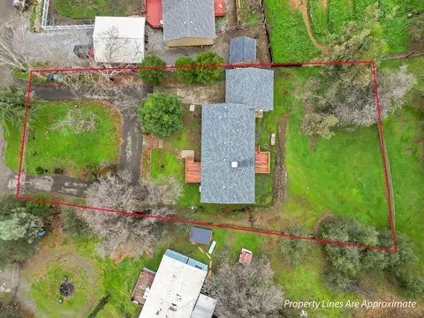 View/Area - 22150 Ravine Ct, Redding, CA 96003 photo 1 of 5