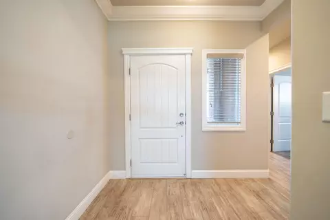 5571 Muir Peak Rd, Redding, CA 96002 photo 8