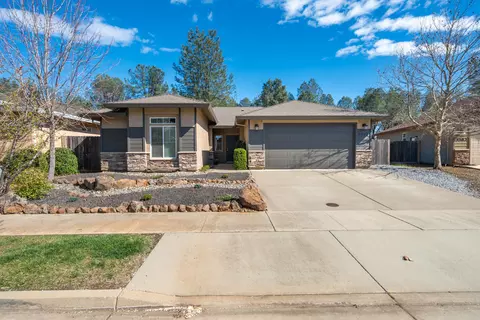 5571 Muir Peak Rd, Redding, CA 96002 photo 3