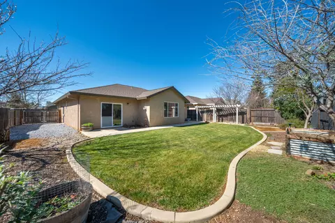 5571 Muir Peak Rd, Redding, CA 96002 photo 38