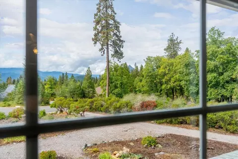 Other - 332 Alpine Dr, Mount Shasta, CA 96067 photo 2 of 6