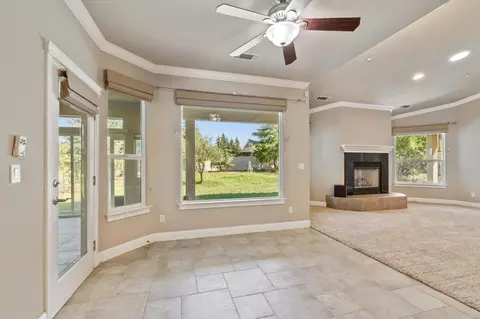 Living - 2134 Cadjew St, Redding, CA 96003 photo 7 of 7