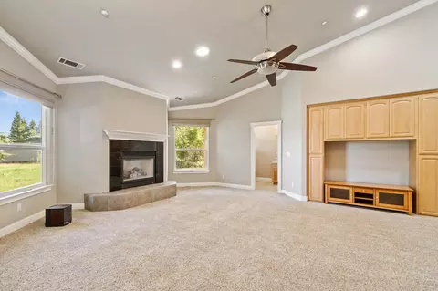 Living - 2134 Cadjew St, Redding, CA 96003 photo 5 of 7