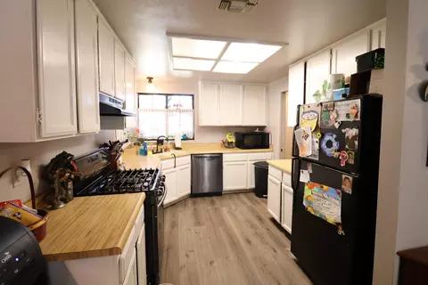 Kitchen - 3528 Silverwood St, Redding, CA 96002 photo 1 of 1