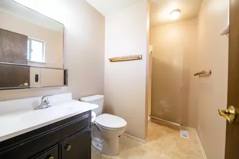 Bath - 9246 Chaparral, Redding, CA 96001 photo 1 of 1
