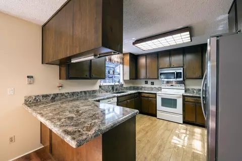 Kitchen - 9246 Chaparral, Redding, CA 96001 photo 1 of 3