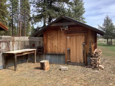 Exterior - 716 Cedar Dr, Lookout, CA 96054 photo 11 of 16