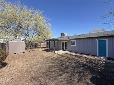Exterior - 4288 Bradley Dr, Redding, CA 96003 photo 2 of 5
