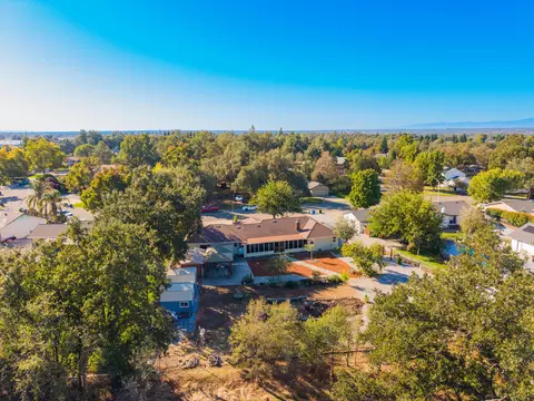 7213 Amigo Way, Redding, CA 96002 photo 44