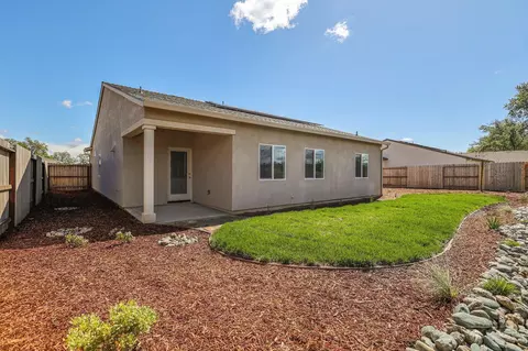 Exterior - 3817 Thea Dr, Redding, CA 96001 photo 3 of 4