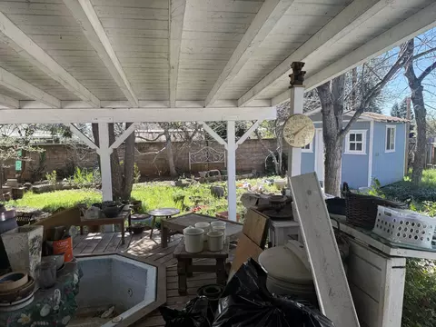 737 Estate St, Redding, CA 96002 photo 4