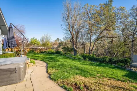 Exterior - 2995 Howard Dr, Redding, CA 96001 photo 12 of 20