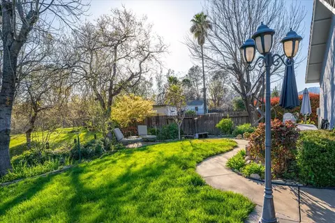 Exterior - 2995 Howard Dr, Redding, CA 96001 photo 11 of 20