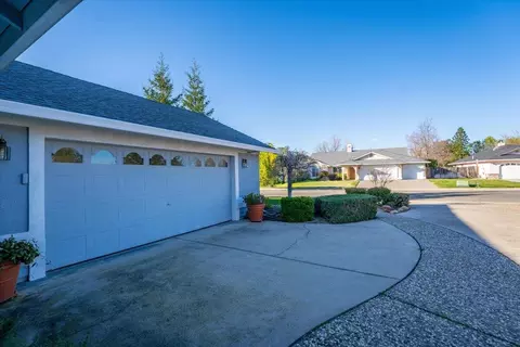 Exterior - 2995 Howard Dr, Redding, CA 96001 photo 19 of 20