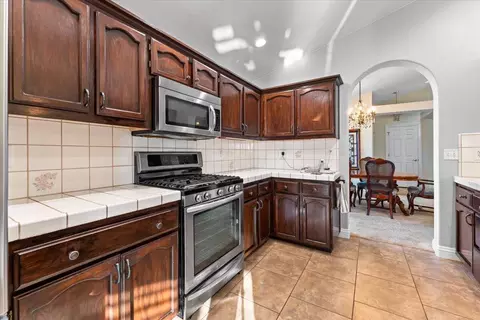 Kitchen - 2995 Howard Dr, Redding, CA 96001 photo 1 of 1