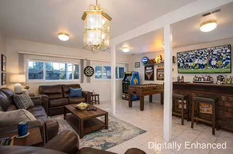 Living - 2100 Deerfield Ave, Redding, CA 96002 photo 4 of 6