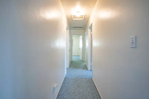 Entry Way - 2100 Deerfield Ave, Redding, CA 96002 photo 1 of 2