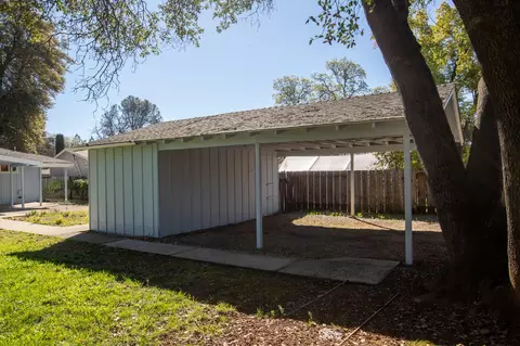 Exterior - 2100 Deerfield Ave, Redding, CA 96002 photo 16 of 22