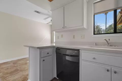 Kitchen - 2935 Shotwick Trl, Redding, CA 96002 photo 4 of 4