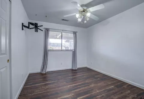 Bedroom - 11326 Puffin Way, Redding, CA 96003 photo 1 of 7