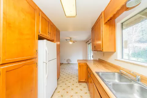 Kitchen - 376 Mountain View Dr, Lewiston, CA 96052 photo 3 of 3