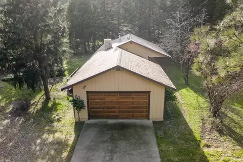 Other - 376 Mountain View Dr, Lewiston, CA 96052 photo 2 of 11
