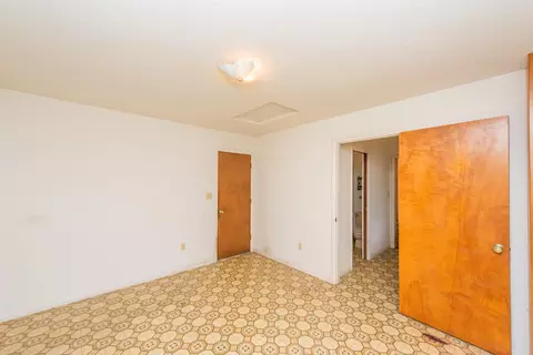 Bedroom - 376 Mountain View Dr, Lewiston, CA 96052 photo 4 of 4