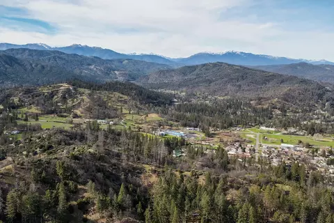 View/Area - 376 Mountain View Dr, Lewiston, CA 96052 photo 1 of 1