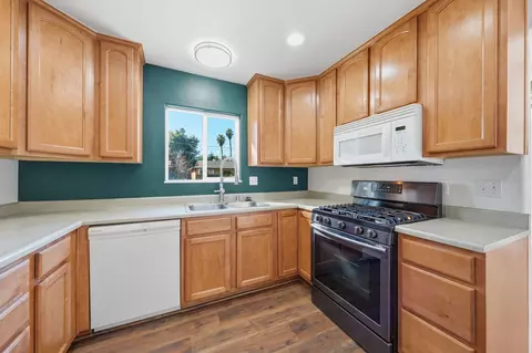 Kitchen - 890 Parsons Dr, Redding, CA 96002 photo 2 of 2