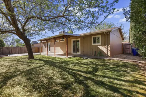 1180 Jaxon Way, Redding, CA 96003 photo 18