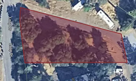 22195 Loop Dr, Redding, CA 96003