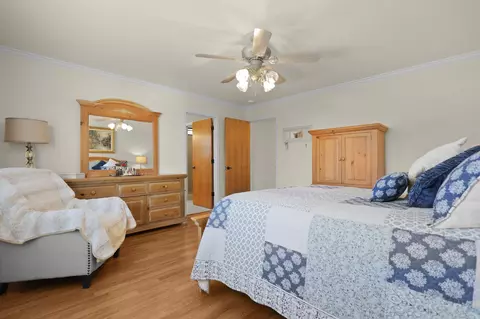 Bedroom - 7036 Tucker Ln, Redding, CA 96002 photo 2 of 6