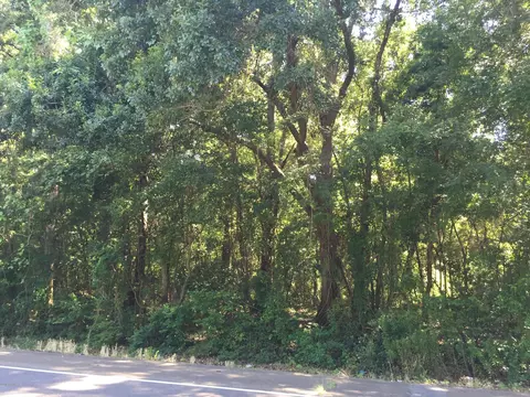 5000 W Old Spanish Trl, New Iberia, LA 70560