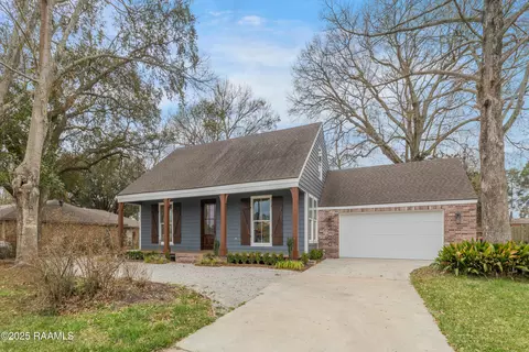 601 Marie Antoinette St, Lafayette, LA 70506