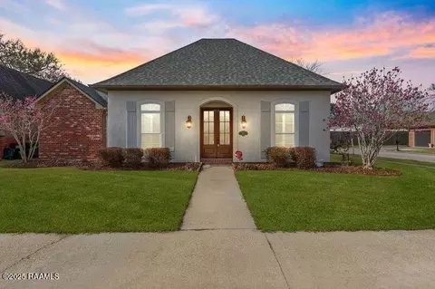 100 Shumard Dr, Lafayette, LA 70508