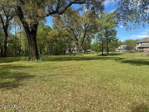 8301 River Rd, Abbeville, LA 70510