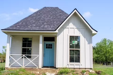 704 W Willow St, Lafayette, LA 70501