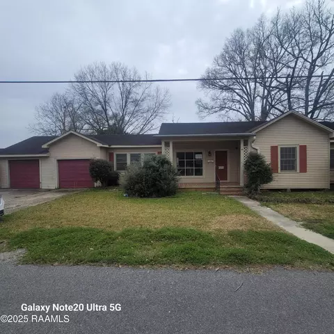 809 Loraine St, Abbeville, LA 70510