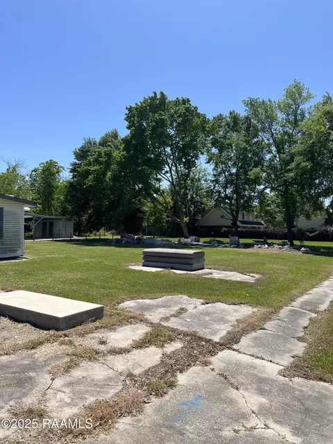 117 Vine St, New Iberia, LA 70560