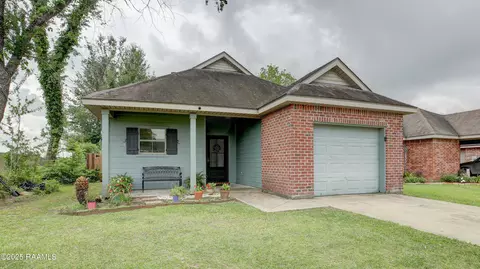 304 Mango Dr, Lafayette, LA 70507 photo 1