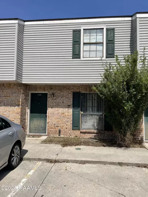 100 Winchester Dr #108, Lafayette, LA 70506