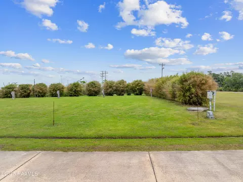 118 Joseph C Dr, Cypremort Point, LA 70538