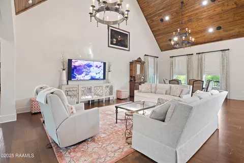 Living - 235 N Fieldspan Rd, Scott, LA 70583 photo 1 of 2