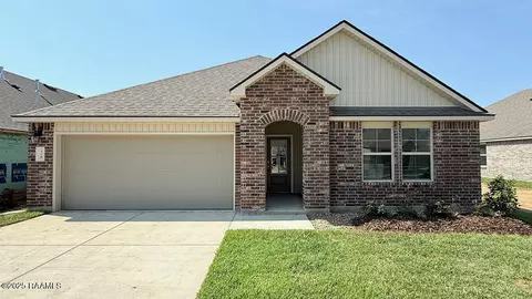 318 White Pine Dr, Lafayette, LA 70501