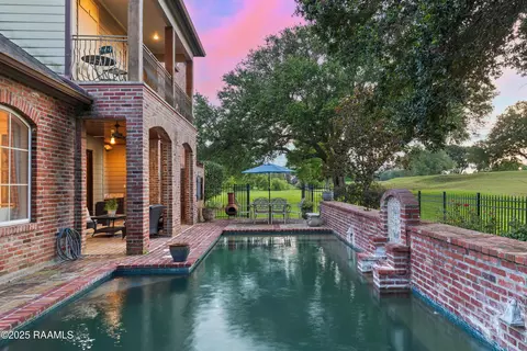 Exterior - 103 Masterspoint Dr, Broussard, LA 70518 photo 3 of 14