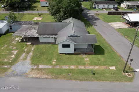 704 E Pine St, Crowley, LA 70526 photo 1