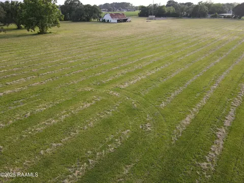 1320 S Morgan Ave, Broussard, LA 70518