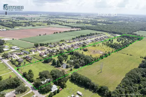 335 Austin Rd, Youngsville, LA 70592